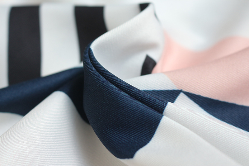 Women's V-Neck Floral Printed Dress