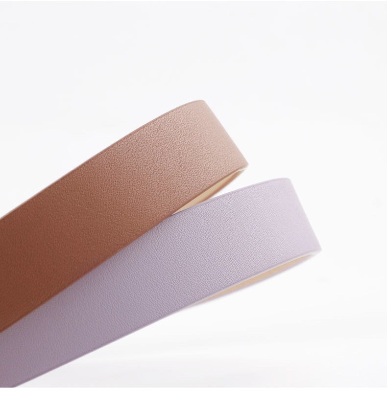 Women's Belt with Decorative Pearl