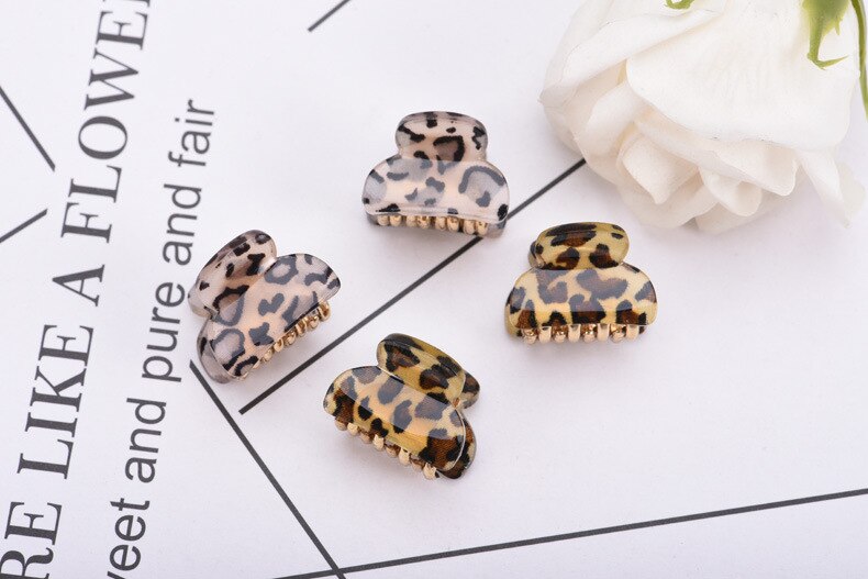 Mini Hair Claws in Leopard Print