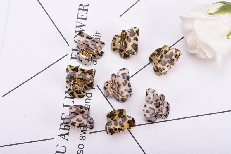 Mini Hair Claws in Leopard Print