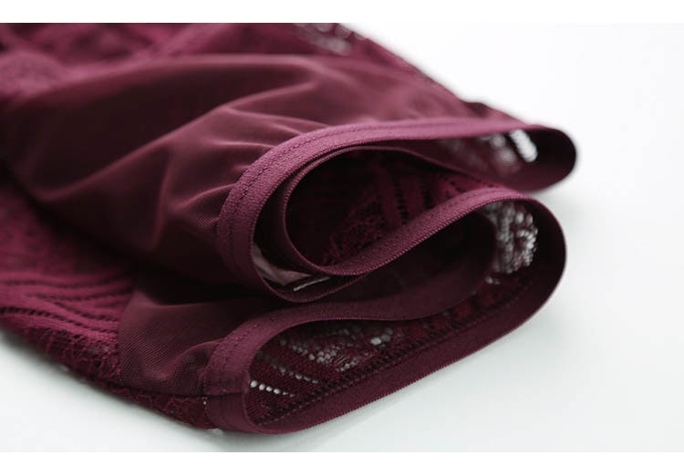 Hollow Lace Push-up Bra and Panty Set for Women