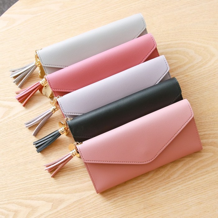 Women's Leather Slim Wallet